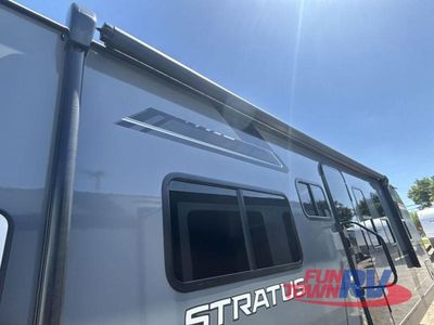 2025 Venture RV Stratus - Photo 10