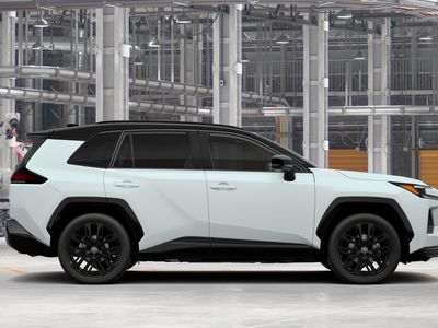 2026 Toyota RAV4 - Photo 12