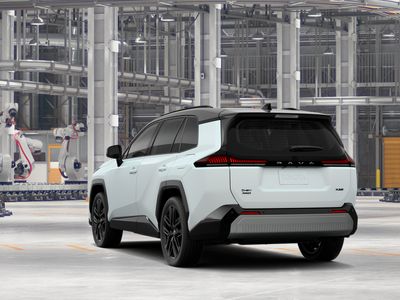 2026 Toyota RAV4 - Photo 7