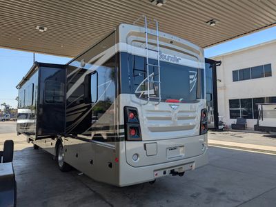 2026 Fleetwood Bounder - Photo 5