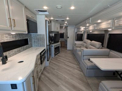 2026 Fleetwood Bounder - Photo 11