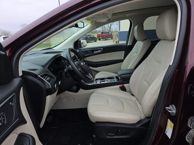 2022 Ford Edge — photo 9 view