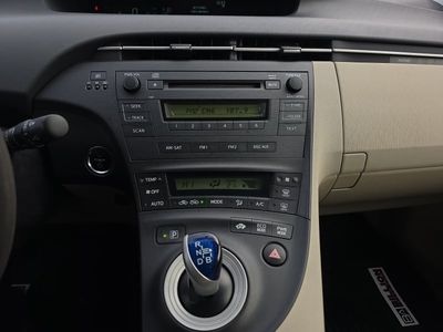 2010 Toyota Prius - Photo 11