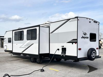 2025 Jayco Jay Flight SLX — photo 11 view