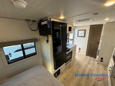 2026 Forest River RV Surveyor Legend - Photo 8
