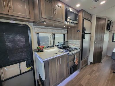 2021 Dynamax Isata 3 - Photo 26