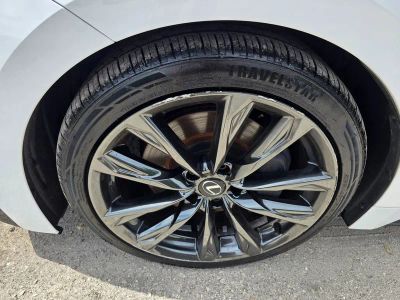 2023 Lexus IS — photo 10 view