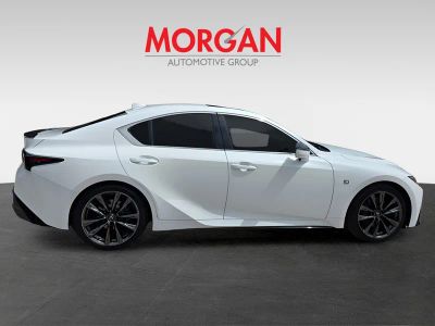2023 Lexus IS — photo 7 view