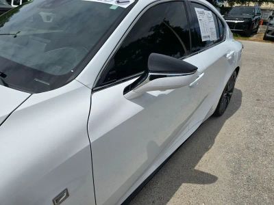 2023 Lexus IS — photo 11 view