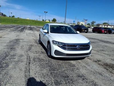 2022 Volkswagen Jetta — detail view