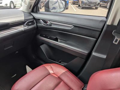 2023 Mazda CX-5 — photo 16 view