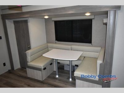 2026 Coachmen RV Catalina Summit Series 8 - Photo 10
