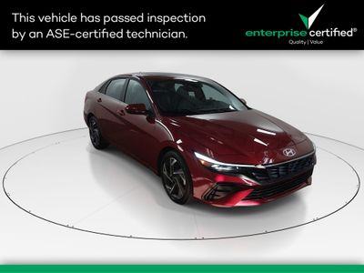 2025 Hyundai Elantra SEL Convenience IVT — front three-quarter view