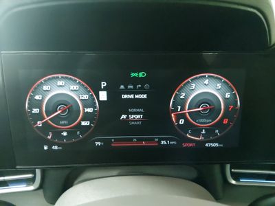 2025 Hyundai Elantra — photo 20 view