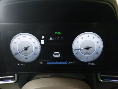 2025 Hyundai Elantra — photo 14 view