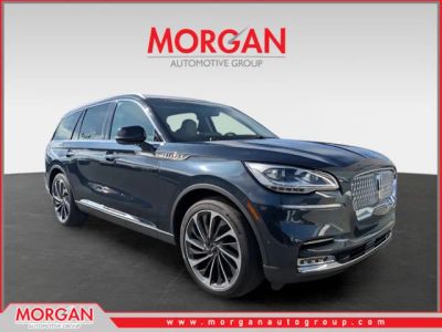 2022 Lincoln Aviator Reserve in Blue — front three-quarter view