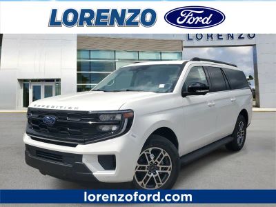 2026 Ford Expedition Max Active in Star White Metallic Tri-Coat — front three-quarter view