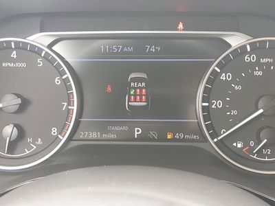 2025 Nissan Pathfinder — photo 14 view