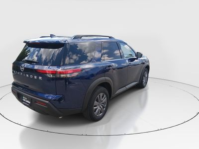 2025 Nissan Pathfinder — photo 7 view
