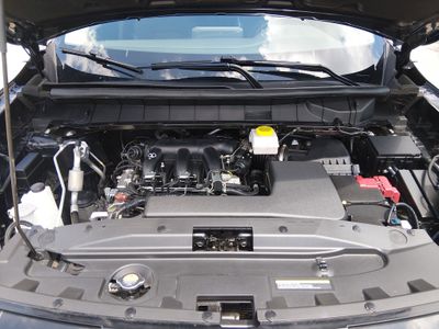 2025 Nissan Pathfinder — photo 9 view