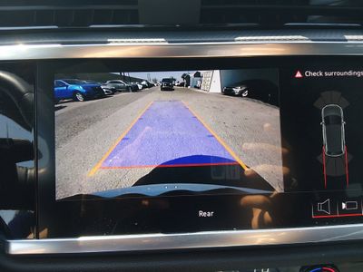 2025 Audi Q3 — photo 17 view