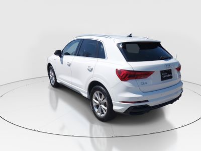 2025 Audi Q3 — detail view