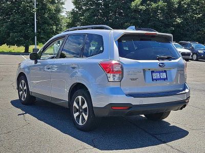 2018 Subaru Forester — detail view