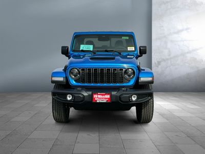 2026 Jeep Gladiator - Photo 2