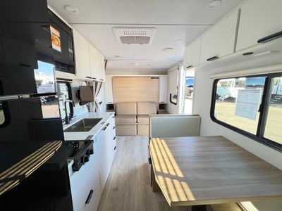 2026 Winnebago Towables MICRO MINNIE-TT - Photo 2
