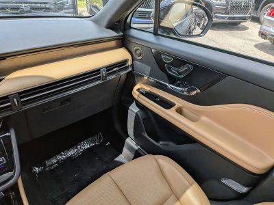 2021 Lincoln Corsair — photo 18 view