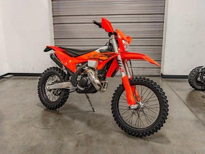 2026 KTM 150 XC-W - Photo 2