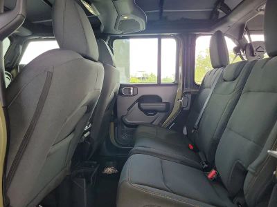 2026 Jeep Wrangler — photo 9 view