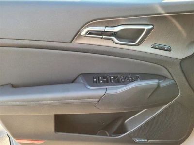 2026 Kia Sportage — photo 12 view