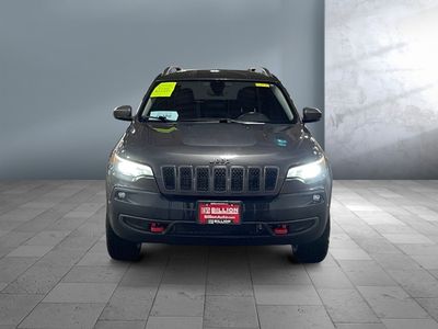 2019 Jeep Cherokee — side profile view