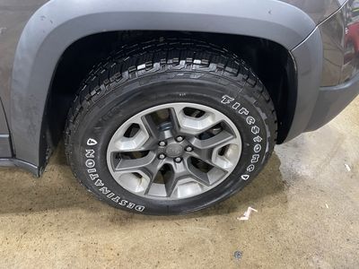 2019 Jeep Cherokee — photo 16 view