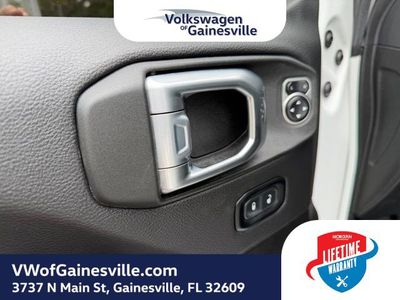 2024 Jeep Wrangler - Photo 18