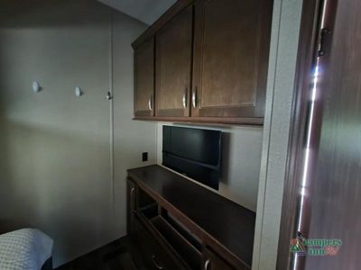 2017 Keystone RV Montana - Photo 25