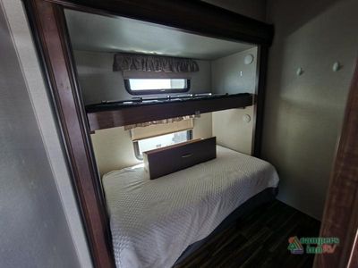 2017 Keystone RV Montana - Photo 24