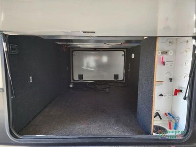 2017 Keystone RV Montana - Photo 6