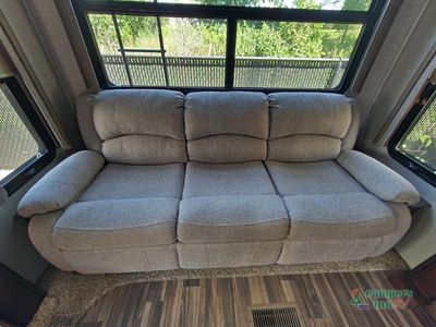 2017 Keystone RV Montana - Photo 20