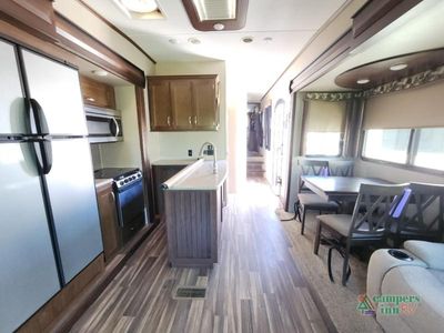 2017 Keystone RV Montana - Photo 22