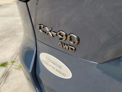 2026 Mazda CX-90 — photo 8 view