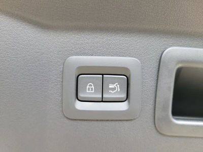 2026 Mazda CX-90 — photo 10 view