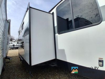2024 Forest River RV Salem - Photo 4