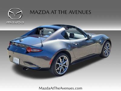 2021 Mazda Miata RF — interior view