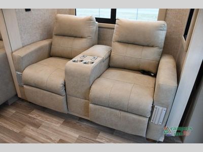 2026 Tiffin Motorhomes Wayfarer - Photo 24