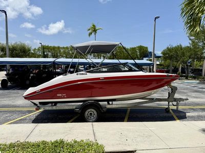 2025 Yamaha Boats SX195 — photo 7 view