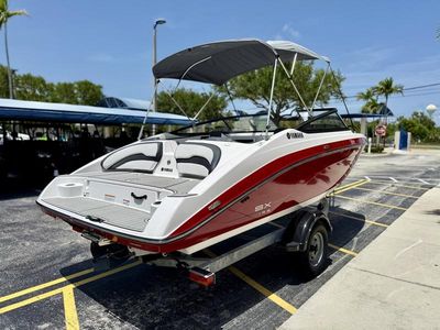 2025 Yamaha Boats SX195 — detail view