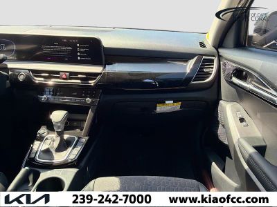 2026 Kia Seltos — photo 17 view