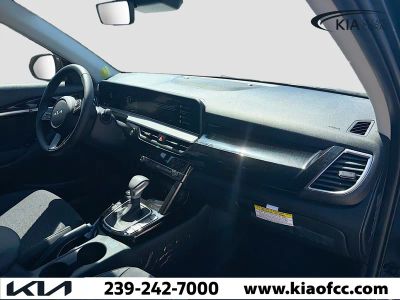 2026 Kia Seltos — photo 13 view